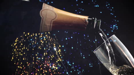 Animation-Einer-Champagnerflasche-Und-Eines-Glases-Mit-Feuerwerk-Auf-Schwarzem-Hintergrund