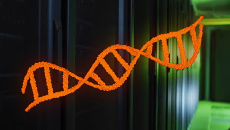 Animation-Eines-Orangefarbenen-DNA-Strangs,-Der-über-Einem-Dunklen-Computerserverraum-Rotiert
