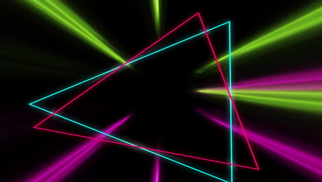 Animation-Von-Stroboskopischen-Blauen-Und-Rosa-Neonlichtstrahlen-über-Liniendreiecken-Auf-Schwarzem-Hintergrund
