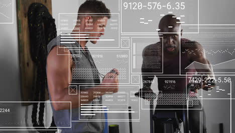 Animation-Der-Datenverarbeitung-Und-Diagramme-über-Verschiedene-Männer-Beim-Training-Im-Fitnessstudio