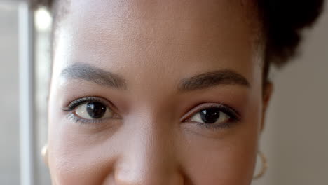 Close-up-of-an-African-American-woman's-face,-with-copy-space