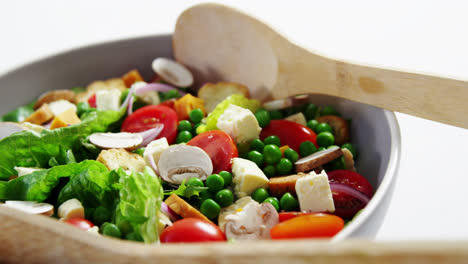 Chopped-vegetables-in-bowl