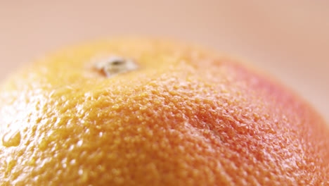 Close-up-of-fresh-orange