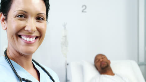 Portrait-of-smiling-female-doctor
