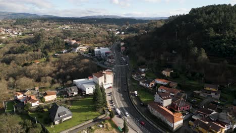 Vista-Aérea-De-Castadon,-Pereiro-De-Aguiar,-Ourense,-España