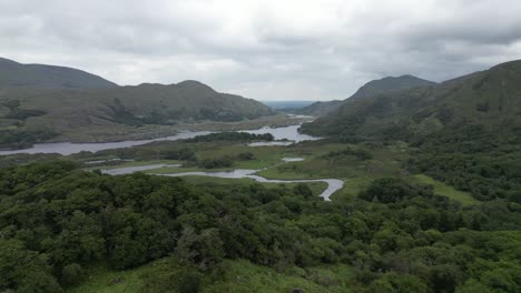 Ladies-view-in-ireland-with-lush-terrain-and-snaking-rivers,-aerial-view