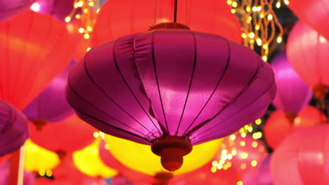 Coloridas-Linternas-Chinas-Para-Celebrar-El-Festival-De-Primavera-Chino-O-El-Año-Nuevo-Chino