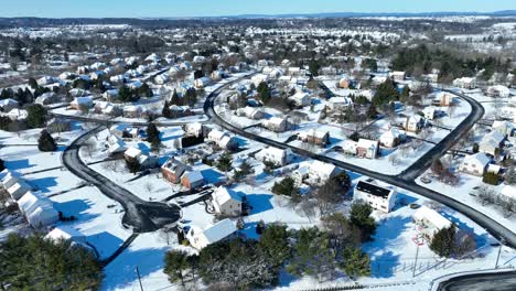 Aerial-shot-of-a-neighborhood-in-the-United-States