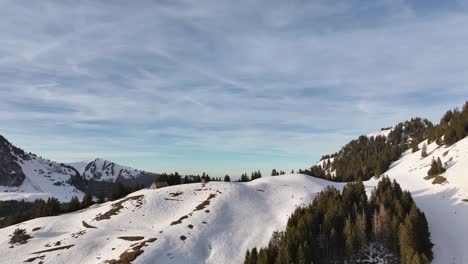 Picos-Churfirsten-En-Invierno,-Glarus,-Suiza-Alpes-Aéreos