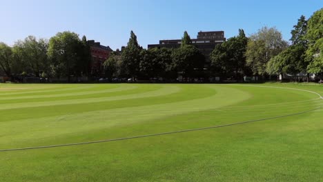 Campo-De-Deportes-Gaélicos-Y-Campo-De-Juego-En-El-Trinity-College-De-Dublín