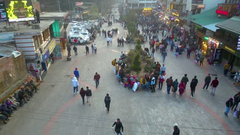 Luftaufnahme-Der-Stadt-Manali,-Himachal-Pradesh,-Indien