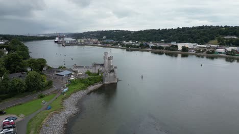 Blackrock-castle-and-surrounding-river-in-cork,-ireland,-on-an-overcast-day,-aerial-view