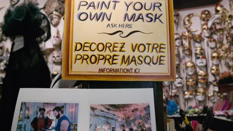Maskenmalerei-Workshop-Zeichen,-Ca&#39;-Macana,-Venedig-Italien