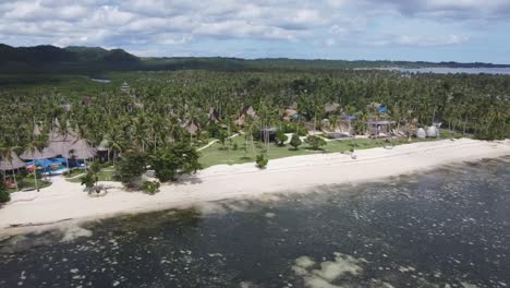 Stylish-beachfront-Resort-hidden-in-tropical-Nature,-Siargao