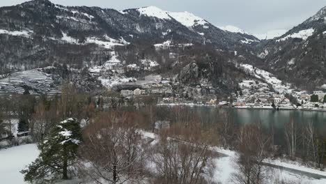 Ciudad-De-Esquí-De-Walensee,-Suiza,-Con-Increíbles-Paisajes-De-Montañas-Y-Lagos