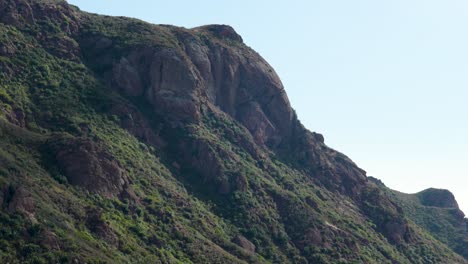 Topanga-Canyon-mountains-on-the-way-to-Malibu,-California