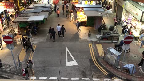 Slow-panning-up-shot-of-Fa-Yuen-Street-market-in-Mong-Kok,-Hong-Kong