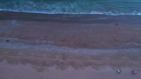 Aerial-tilt-shot-of-beach-Shoreline-at-Kund-Malir-Beach,-Arabian-sea