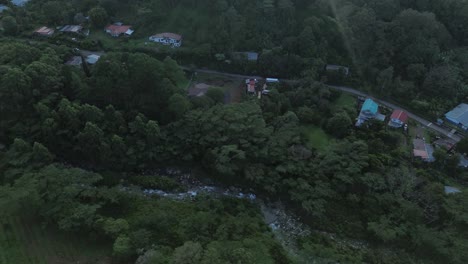 Luftaufnahmen-Des-Flusses-Chiriqui-Boquete-Caldera