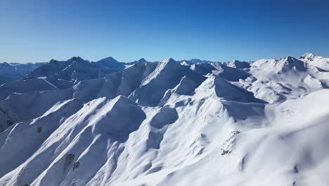 beautiful-panoramic-view-over-snow-covered-mountains