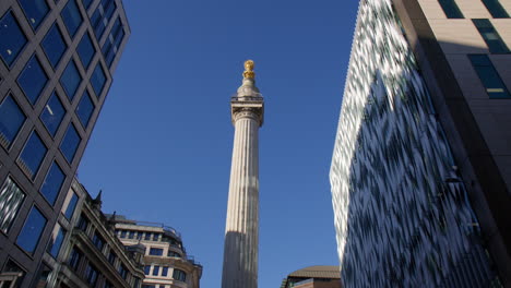 The-Monument-Of-The-Great-Fire-Of-1666-In-London,-England,-United-Kingdom