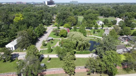 Acogedor-E-Histórico-Pueblo-Greenfield,-Dearborn,-Michigan,-Estados-Unidos,-Vista-Aérea.