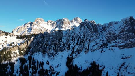 Fronalpstock-Switzerland-Glarus-gorgeous-sunny-blue-flight-towards-Swiss-alps
