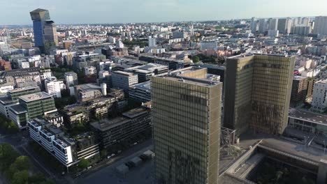 French-national-library-or-Bibliotheque-Nationale-Francois-Mitterrand-with-Tours-Duo-skyscrapers-in-background,-Paris-cityscape,-France