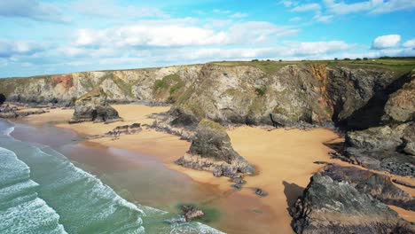 Bedruthan-Steps-Along-the-Cornish-Coastal-Cliffs-near-Wadebridge-from-an-Aerial-Drone