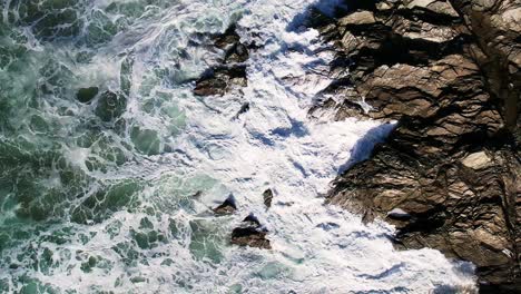 Slow-Motion-of-Ocean-Waves-Over-Rocks-in-Cornwall
