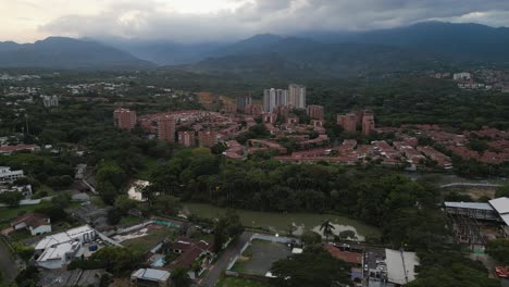 Aerial-Babilla-Lake-Ciudad-Jardin-Pull-Back-Cali-Colombia