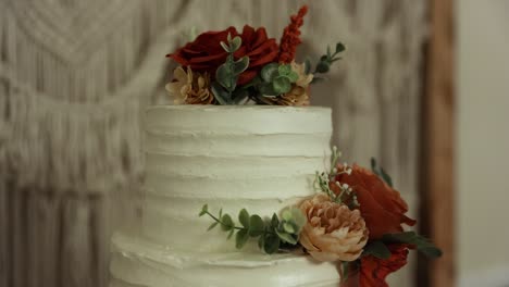 Elegant-Wedding-Cake-On-Display---Selective-Focus