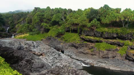 Beautiful-landscape-surrounding-Seven-Sacred-Pools,-Maui,-Hawaii