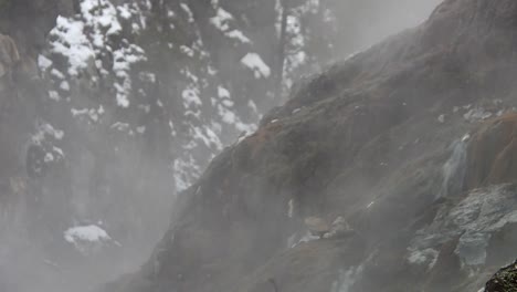 Geothermal-Hot-Spring-Rock-Mountains-At-Boise-National-Forest,-Idaho,-USA