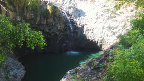 Pool-with-small-waterfall-on-Pipiwai-Trail,-Maui,-Hawaii,-USA