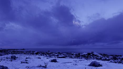 Cold-Winter-landscape