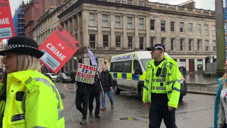 Counter-protesters-shouting-at-an-Anti-racism-rally