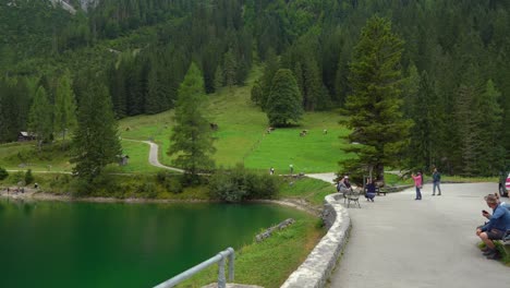 People-Looking-at-the-Lake-of-Gosausee