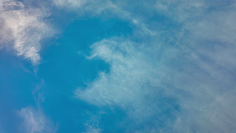 Zeitraffer-Des-Blauen-Himmels-Mit-Wolken