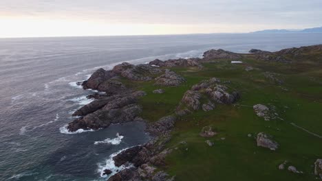 Afloramientos-Rocosos-En-La-Costa-De-La-Isla-De-Coll,-Hébridas,-Escocia