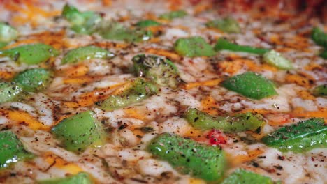 Extreme-close-up-macro-shot-of-a-vegetarian-pizza