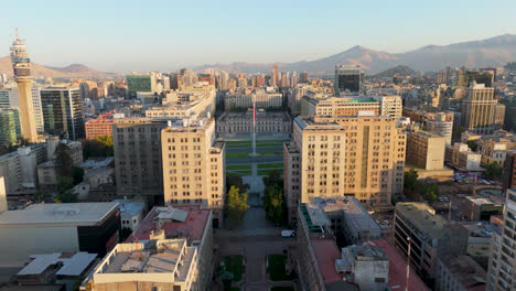 Santiago-De-Chile-La-Moneda-Paseo-Bulnes-Luftbild-Auf-Reisen
