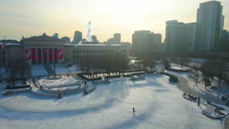 Luftaufnahmen-Des-Chicago-Field-Museums-Im-Winter-Bei-Temperaturen-Unter-Null