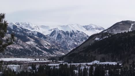Colorado-Berge-Im-Winter-Mit-Schnee-Bedeckt