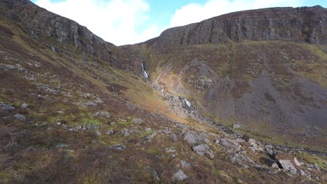 Cascadas-En-Invierno-Valle-De-Mahón-Montañas-Comeragh-Waterford-Irlanda