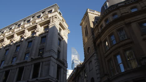 Altmodische-Fassade-Von-Gebäuden-In-London,-England,-Großbritannien