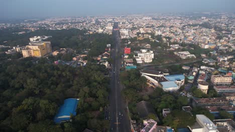 Aerial-video-of-the-whole-of-Puducherry,-formerly-known-as-Pondicherry,-home-to-historic-buildings-and-is-one-of-the-oldest-French-colonies