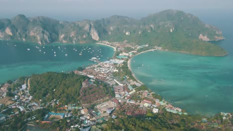 Imágenes-épicas-De-Drones-En-Cámara-Lenta-Que-Revelan-Las-Islas-Phi-Phi-De-Tailandia