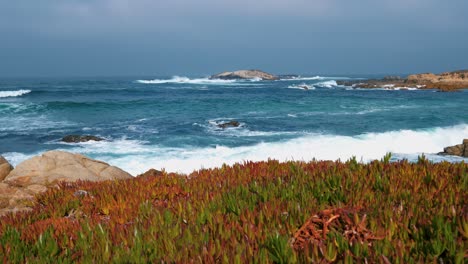 Playa-De-Guijarros,-17-Millas-En-Auto-En-Monterey,-California