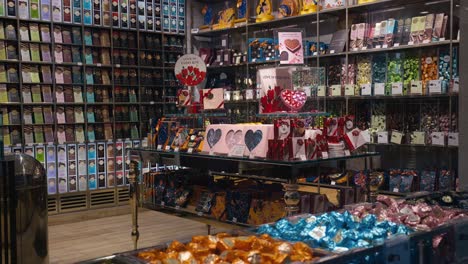 Colorful-array-of-Venchi-sweets-in-Venice-shop